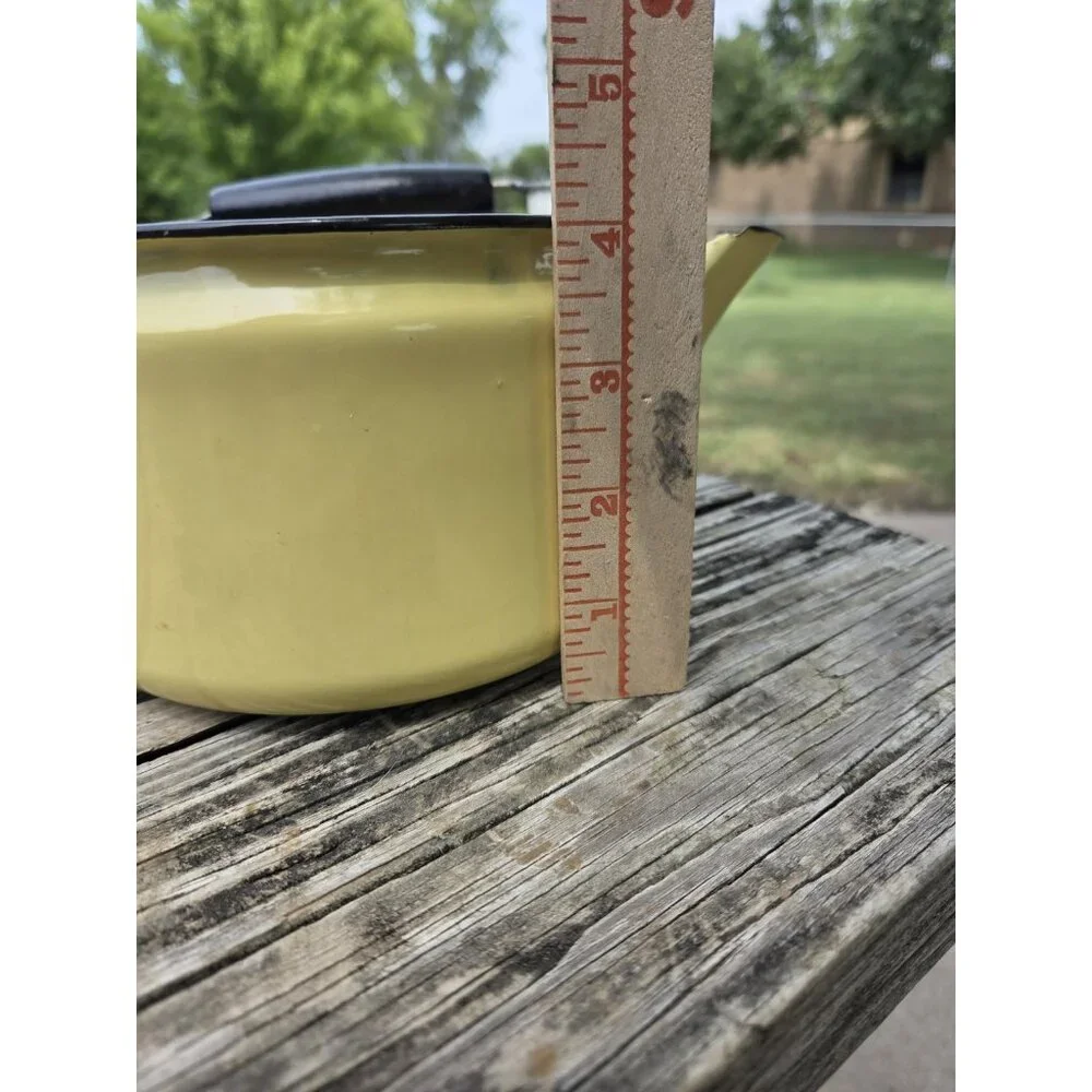 Vintage yellow enamel teapot With Lid‎ Enamelware Bail Handle